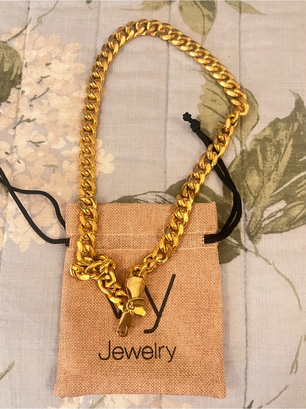 Gold plated 20 inches Curb Chain Necklace. Beautiful & new.